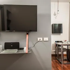 Aparthotel Montenapoleone, Milán