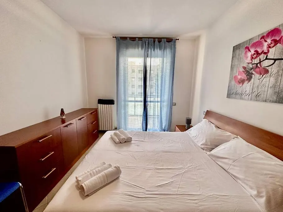 Apartamento Tranquilla Terrazza Nel Verde Con Garage By Revenue House Milán